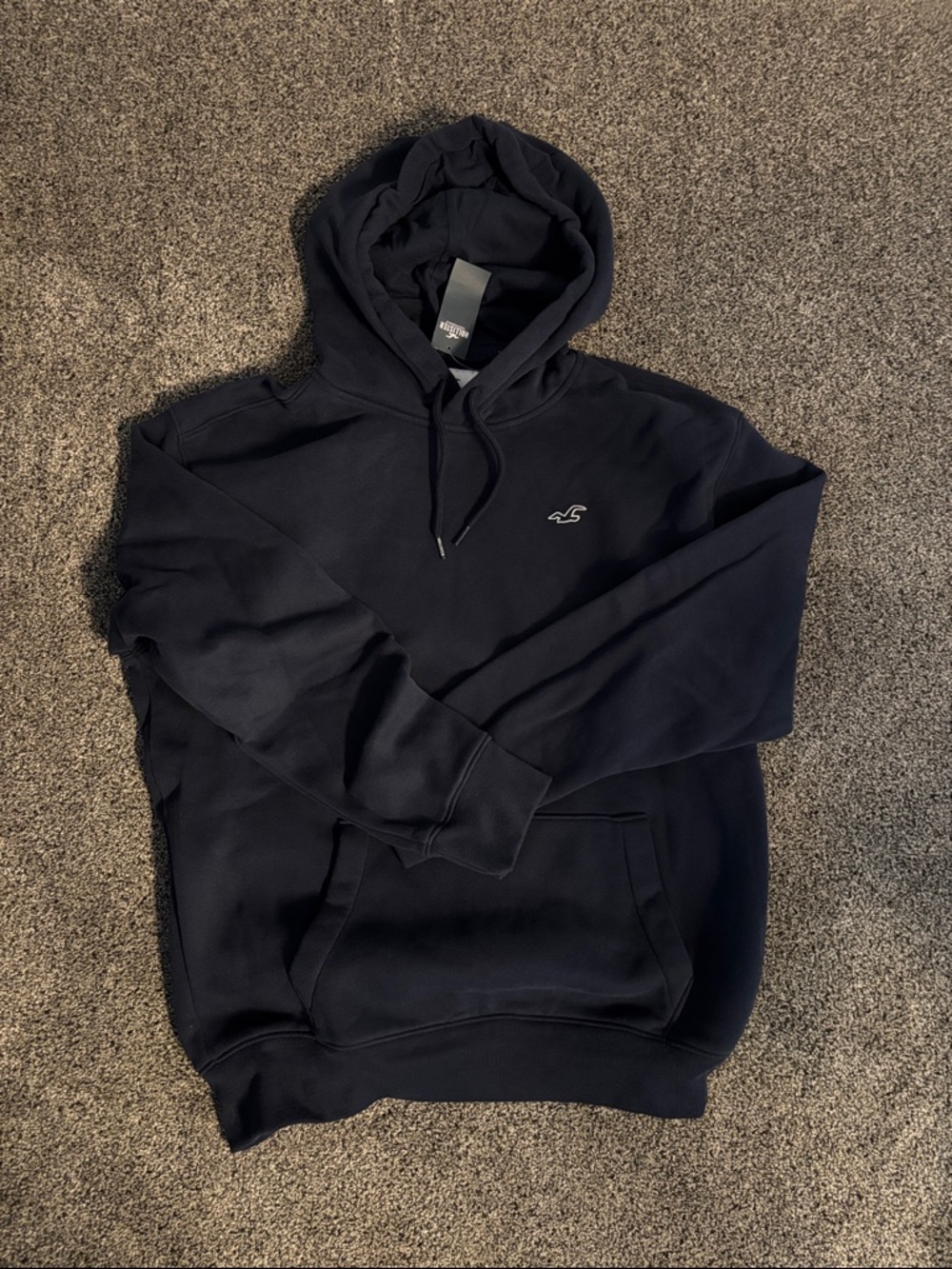Hollister Men's Navy Pullover Hoodie with Small Logo